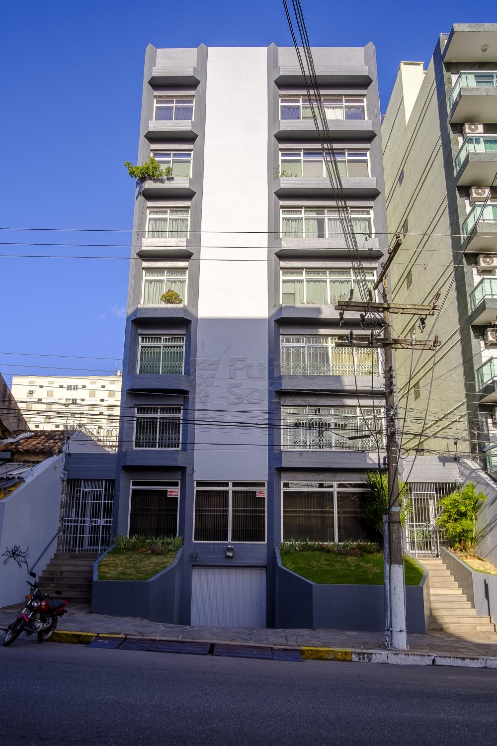 Pelotas Centro Apartamento Venda R$1.200.000,00 Condominio R$1.200,00 4 Dormitorios 2 Vagas Area construida 378.62m2