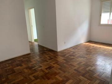 Alugar Apartamento / Fora de Condomínio em Pelotas. apenas R$ 1.000,00